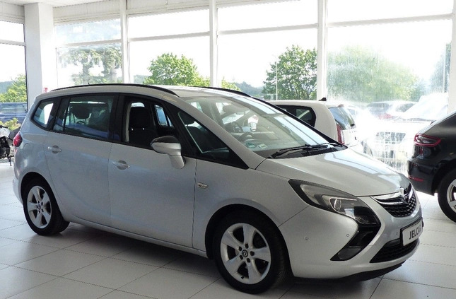 Opel Zafira cena 33000 przebieg: 227200, rok produkcji 2012 z Nysa małe 301